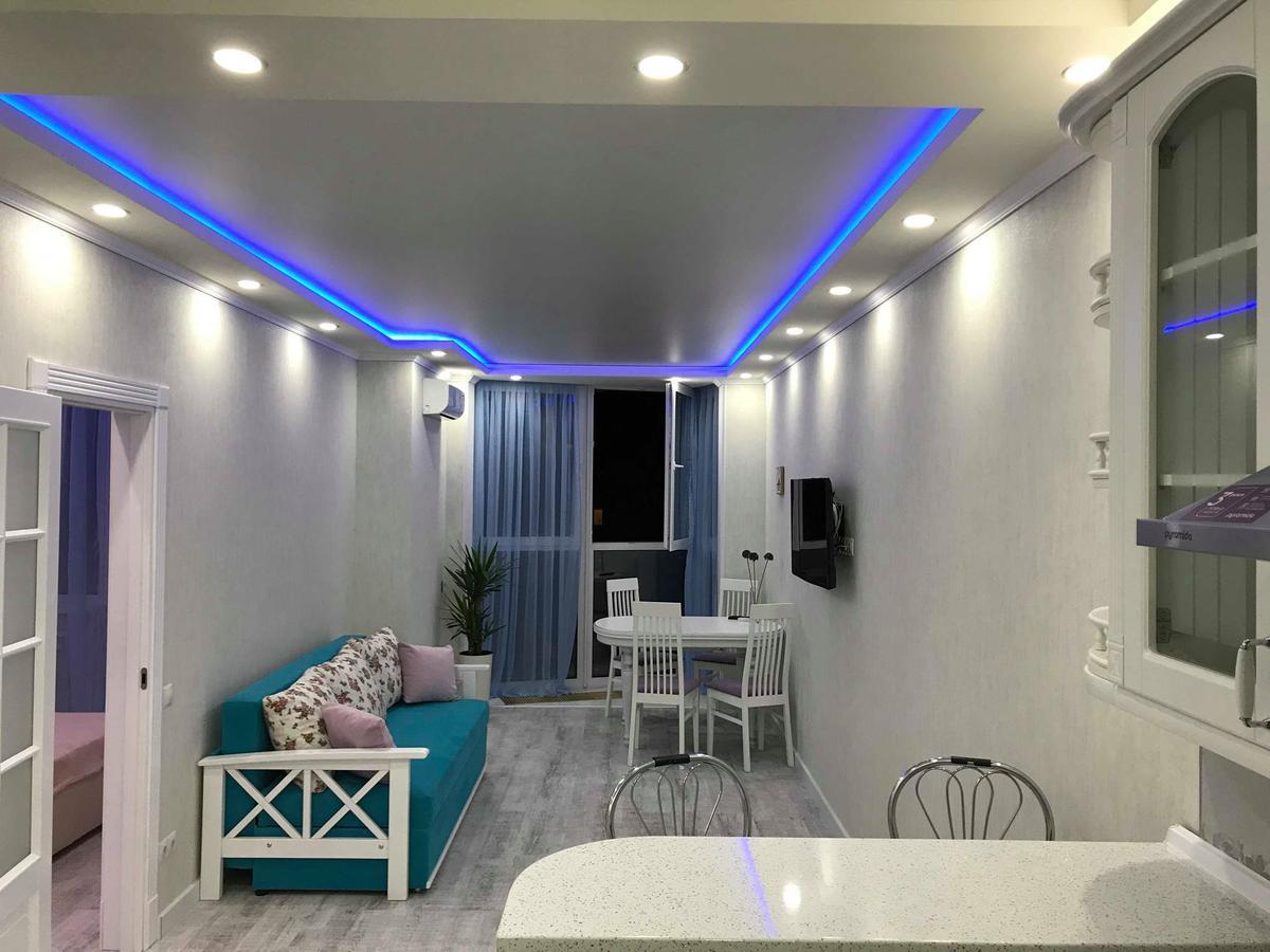 Luxe Apartment On Drahomanova Kiew Exterior foto