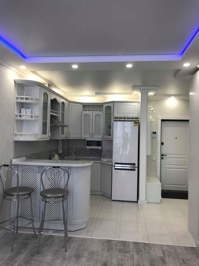 Luxe Apartment On Drahomanova Kiew Exterior foto